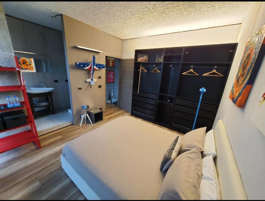 Cristallo Private Double Room & Ensuite Open Space Bathroom With Views Fontanelice Dış mekan fotoğraf